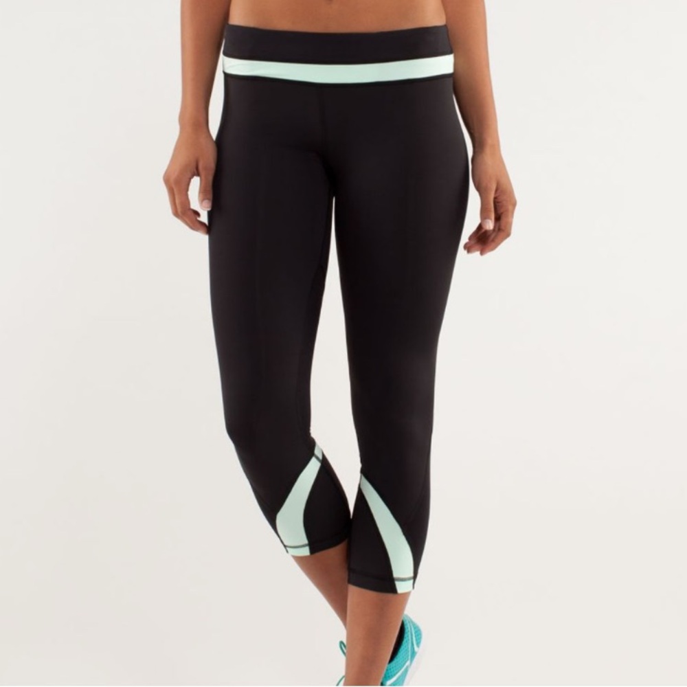 Lululemon Athletica Inspire Crop II Mint Moment Size 4